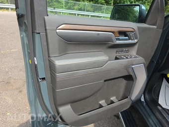 2026 Chevrolet Silverado 1500 High Country Crew Cab Short Bed 3LZ - miniatura 9