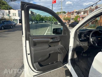 2026 Chevrolet Silverado 1500 LT Crew Cab Short Bed 1LT - miniatura 9