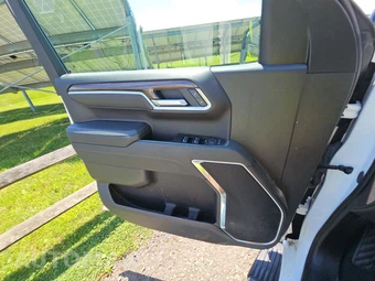 2026 Chevrolet Silverado 1500 LT Crew Cab Short Bed 1LT - miniatura 9