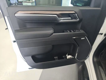 2026 Chevrolet Silverado 1500 LT Trail Boss Crew Cab Short Bed 2LT - miniatura 9