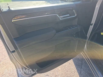2026 Chevrolet Silverado 1500 RST Crew Cab Short Bed 1SP - miniatura 9