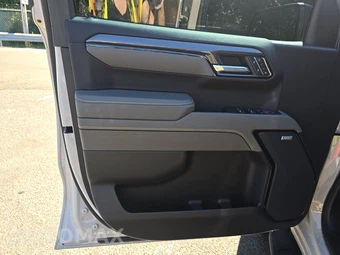 2026 Chevrolet Silverado 1500 ZR2 Crew Cab Short Bed 3LT - miniatura 9