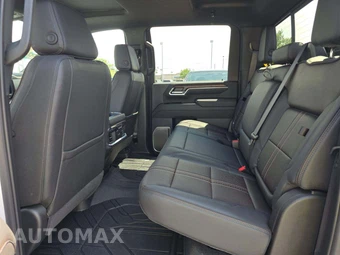 2026 Chevrolet Silverado 2500HD High Country Crew Cab Short Bed 3LZ - miniatura 13
