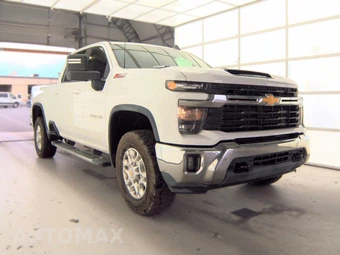 2026 Chevrolet Silverado 2500HD LT Crew Cab Short Bed 1LT - miniatura 3