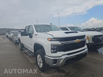 2026 Chevrolet Silverado 2500HD LT Crew Cab Short Bed 1LT - miniatura 3