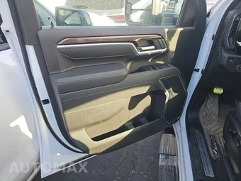 2026 Chevrolet Silverado 2500HD LT Crew Cab Short Bed 1LT - miniatura 9