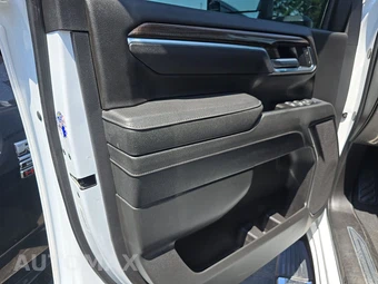 2026 Chevrolet Silverado 2500HD LT Crew Cab Short Bed 1LT - miniatura 9