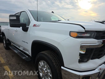 2026 Chevrolet Silverado 2500HD LT Crew Cab Short Bed 1LT - miniatura 3