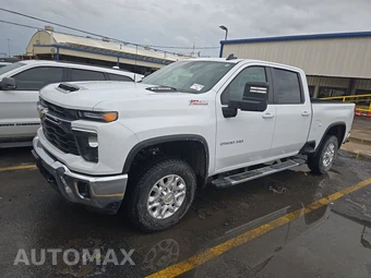 2026 Chevrolet Silverado 2500HD LT Crew Cab Short Bed 1LT