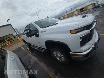 2026 Chevrolet Silverado 2500HD LT Crew Cab Short Bed 1LT - miniatura 3