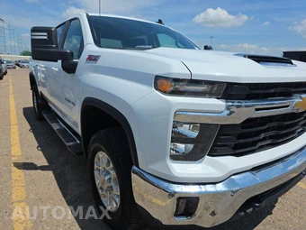 2026 Chevrolet Silverado 2500HD LT Crew Cab Short Bed 1LT - miniatura 3