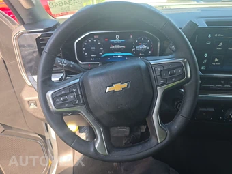 2026 Chevrolet Silverado 2500HD LT Crew Cab Short Bed 1LT - miniatura 10