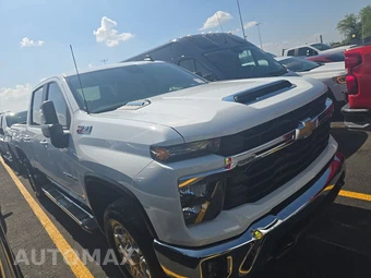2026 Chevrolet Silverado 2500HD LT Crew Cab Short Bed 1LT - miniatura 3