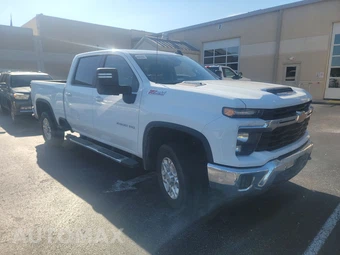 2026 Chevrolet Silverado 2500HD LT Crew Cab Short Bed 1LT - miniatura 3