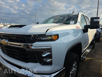 2026 Chevrolet Silverado 2500HD LT Crew Cab Short Bed 1LT - samochód z USA z aukcji Manheim, oferta Kup Teraz w AUTOMAX