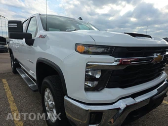 2026 Chevrolet Silverado 2500HD LT Crew Cab Short Bed 1LT - miniatura 3
