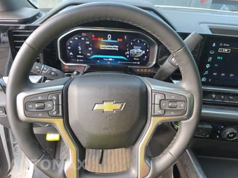 2026 Chevrolet Silverado 2500HD LTZ Crew Cab Short Bed 1LZ - miniatura 10