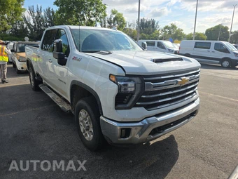 2026 Chevrolet Silverado 2500HD LTZ Crew Cab Short Bed 1LZ - miniatura 3