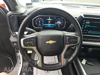 2026 Chevrolet Silverado 2500HD LTZ Crew Cab Short Bed 1LZ - miniatura 10