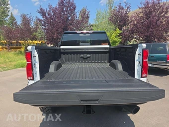 2026 Chevrolet Silverado 2500HD LTZ Crew Cab Short Bed 1LZ - miniatura 14