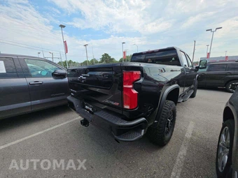 2026 Chevrolet Silverado 2500HD ZR2 Crew Cab Short Bed 3LT - miniatura 3