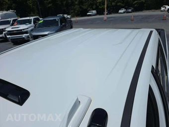 2026 Chevrolet Silverado 3500HD High Country Crew Cab Long Bed 3LZ - miniatura 9