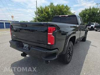 2026 Chevrolet Silverado 3500HD High Country Crew Cab Long Bed 3LZ - miniatura 3