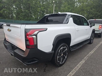 2026 Chevrolet Silverado EV LT Crew Cab Short Bed 4LT Max Range - miniatura 4