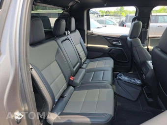 2026 Chevrolet Silverado EV Trail Boss Crew Cab Short Bed 3TR Max Range - miniatura 17