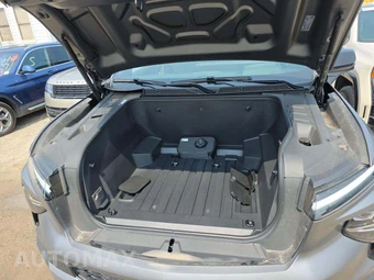 2026 Chevrolet Silverado EV Trail Boss Crew Cab Short Bed 3TR Max Range - miniatura 22