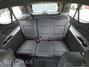2026 Chevrolet Suburban High Country 3LZ - miniatura 11