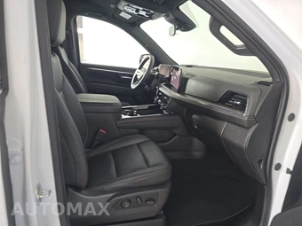 2026 Chevrolet Suburban LT 1LT - miniatura 8