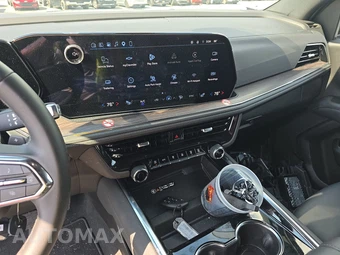 2026 Chevrolet Suburban LT 1LT - miniatura 11