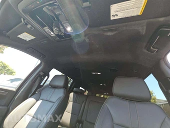 2026 Chevrolet Suburban RST 1SP - miniatura 11