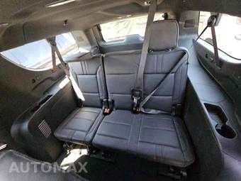 2026 Chevrolet Suburban RST 1SP - miniatura 14