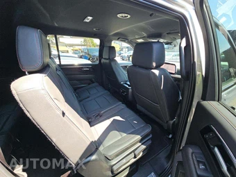 2026 Chevrolet Suburban RST 1SP - miniatura 17