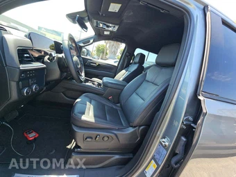 2026 Chevrolet Suburban RST 1SP - miniatura 6
