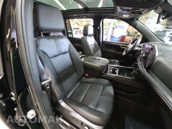 2026 Chevrolet Suburban RST 1SP - miniatura 19