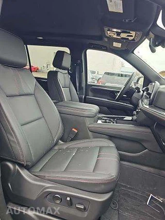 2026 Chevrolet Suburban RST 1SP - miniatura 19