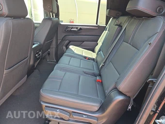 2026 Chevrolet Suburban RST 1SP - miniatura 13