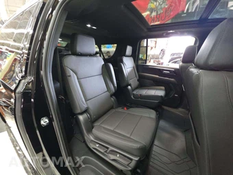 2026 Chevrolet Suburban Z71 2Z7 - miniatura 17