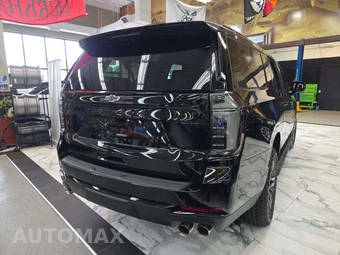 2026 Chevrolet Suburban Z71 2Z7 - miniatura 3