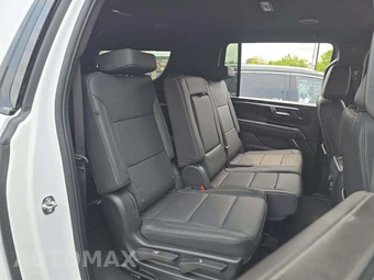 2026 Chevrolet Suburban Z71 2Z7 - miniatura 17