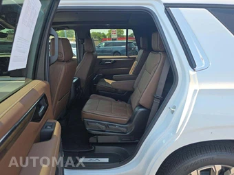 2026 Chevrolet Tahoe High Country 3LZ - miniatura 10