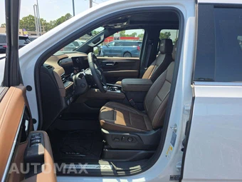 2026 Chevrolet Tahoe High Country 3LZ - miniatura 3