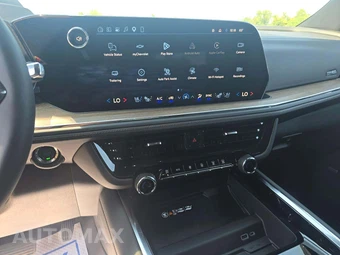 2026 Chevrolet Tahoe High Country 3LZ - miniatura 10