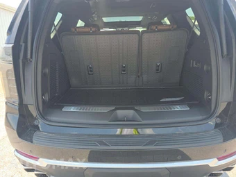2026 Chevrolet Tahoe High Country 3LZ - miniatura 12