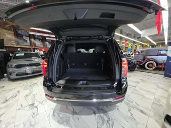2026 Chevrolet Tahoe LS 1LS - miniatura 15