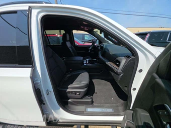 2026 Chevrolet Tahoe Z71 2Z7 - miniatura 19