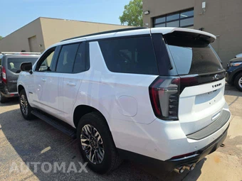2026 Chevrolet Tahoe Z71 2Z7 - miniatura 2